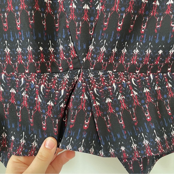 Patterned jacket with lightly pleated collar - Picture 8 of 10